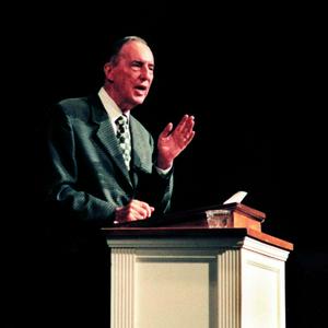 Lyt til Derek Prince Ministries Podcast i appen