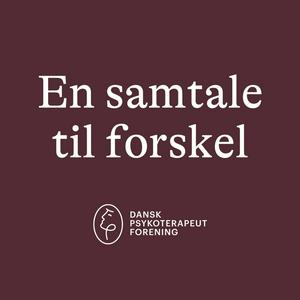 Lyt til En samtale til forskel i appen