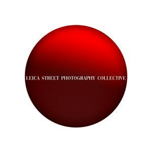 Lyt til Leica Street Photography Collective i appen